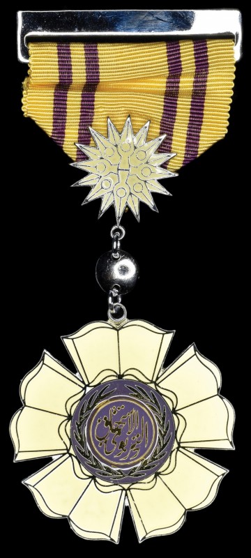 Tunisia, Republic, Order of Educational Merit, post 1985, Third Class breast bad...