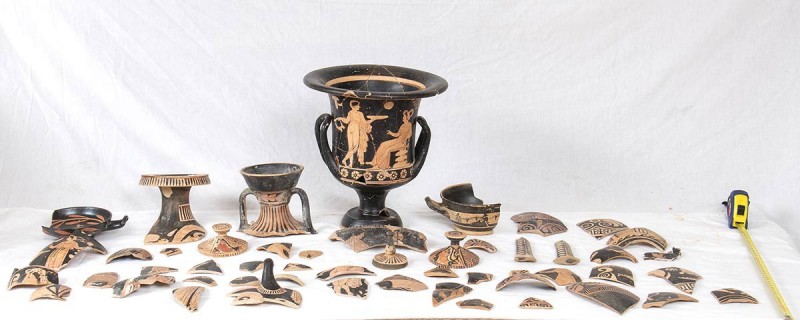 GROUP OF APULIAN AND CAMPANIAN VESSELS AND FRAGMENTS
5th - 4th century BC

Th...