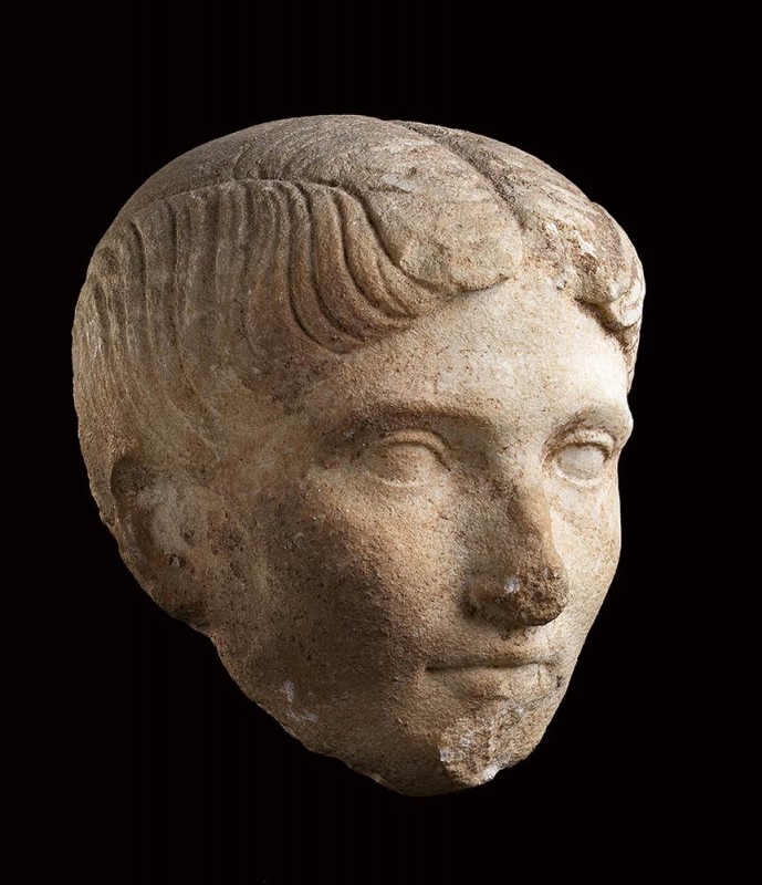 ROMAN MARBLE PORTRAIT OF A WOMAN
Julio-Claudian Period, 1st century BC - 1st ce...