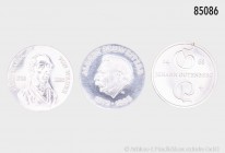 DDR, Konv. 3 x 10-Mark-Silber-Gedenkmünzen (625er und 500er Silber): 10 Mark 1968 (500. Todesjahr Johann Gutenberg), 10 Mark 1975 (Albert Schweitzer) ...