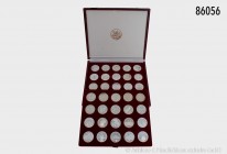 Österreich, Partie von 40 Silbergedenkmünzen (500 Schilling) 1980-1997. Insgesamt über 600 g Feinsilber. Stempelglanz/PP. In edler Kassette aus Abo-Be...