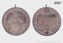 Mainz, Stadt, tragbare Silbermedaille 1894, auf das 11. Deutsche Bundesschießen in Mainz, von C. und W. Schlutz. Vs. Hüftbild der Germania mit geschul...