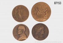 Frankreich, Konv. 4 verschiedene Medaillen, in Original-Etuis, mit militärischer Thematik, dabei Foch-Medaille und Preismedaille des Kriegsministerium...