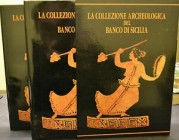 GIUDICE F. - TUSA S. - TUSA V. - La collezione archeologica del Banco di Sicilia. Palermo, 1992. pp.381, tavv. 239 - Tela editoriale con sovracopertin...