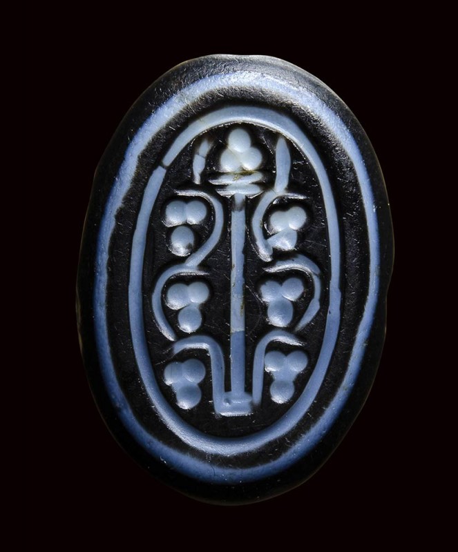 A rare eastern roman onyx intaglio. Allegorical emblema.

1st - 3rd century A....