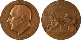 David (A.) : Charles Mauricheau-Beaupré, conservateur des musées de Versailles et des trianons, à Pierre Lyautrey, 1954 Paris

SPL. Bronze, 67,0 mm,...
