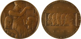 Belgique, centenaire du Conservatoire de Musique de Bruxelles, par Rau, 1832-1932 Bruxelles

SPL. Bronze, 70,0 mm, 154,30 g, 12 h

Avec le différe...