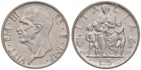 Vittorio Emanuele III (1900-1943) - 5 Lire 1937 - Gig. 84 R Colpetto.
SPL

For information on shipments and exports outside the Italian territory, ...