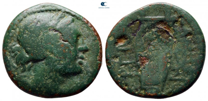 Bruttium. Rhegion circa 270-218 BC. 
Bronze Æ

22 mm., 5,75 g.



fine