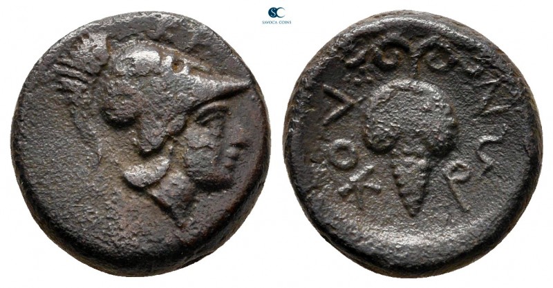 Lokris. Locri Opuntii 338-300 BC. 
Bronze Æ

13 mm., 2,50 g.



very fine...