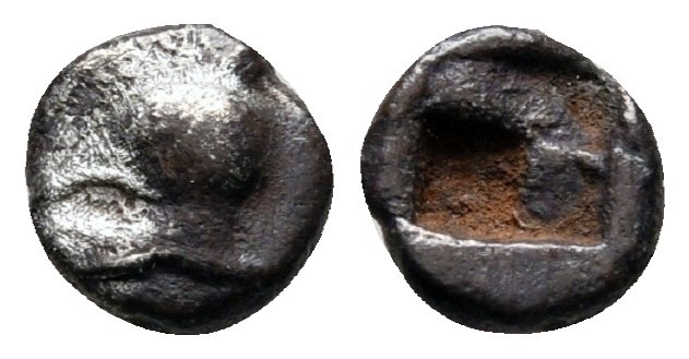 Ionia. Uncertain mint circa 600-550 BC. 
Hemiobol AR

5 mm., 0,35 g.



n...