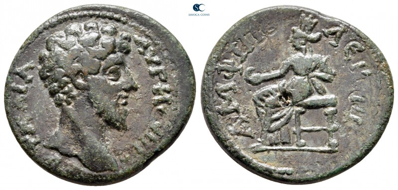 Macedon. Amphipolis. Marcus Aurelius AD 161-180. 
Bronze Æ

25 mm., 8,39 g.
...