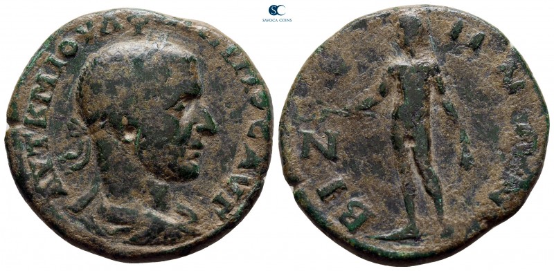 Thrace. Bizya. Philip I Arab AD 244-249. 
Bronze Æ

30 mm., 13,91 g.



v...