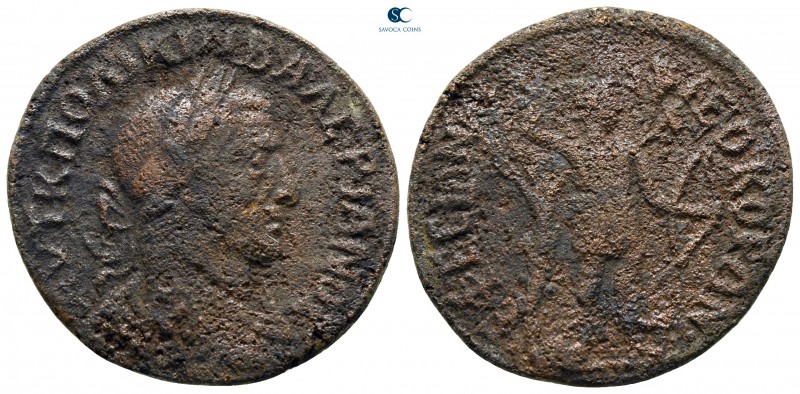 Ionia. Ephesos. Valerian I AD 253-260. 
Bronze Æ

28 mm., 8,07 g.



near...