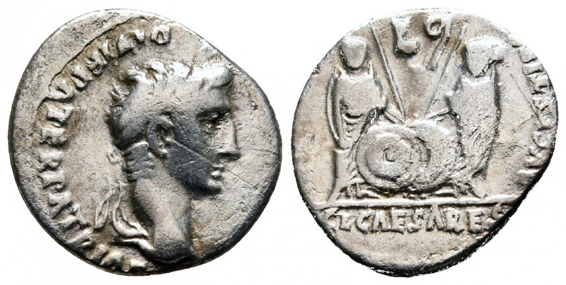 Augustus 27 BC-AD 14. Lugdunum
Denarius AR

17 mm., 3,45 g.



nearly ver...