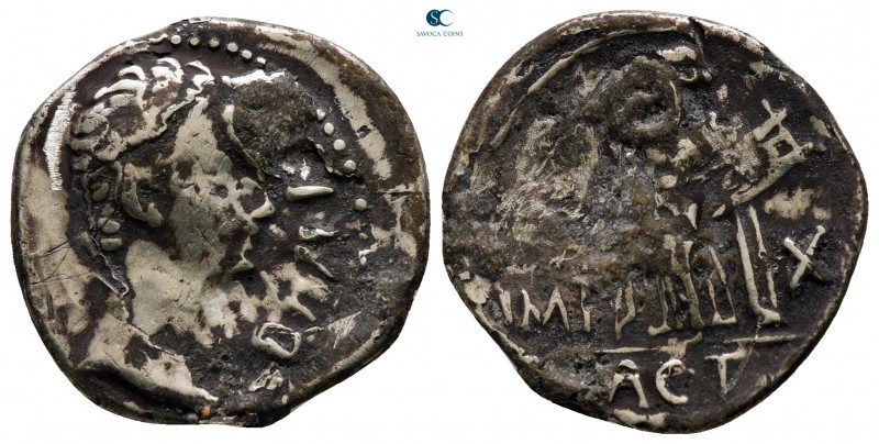 Augustus 27 BC-AD 14. Lugdunum
Fourreé Denarius Æ

20 mm., 2,77 g.



fin...