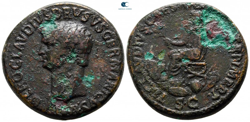 Nero Claudius Drusus 9 BC. Rome
Sestertius Æ

34 mm., 28,72 g.



nearly ...