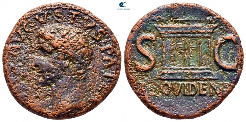 Divus Augustus AD 14. Rome
As Æ

27 mm., 10,33 g.



nearly very fine
