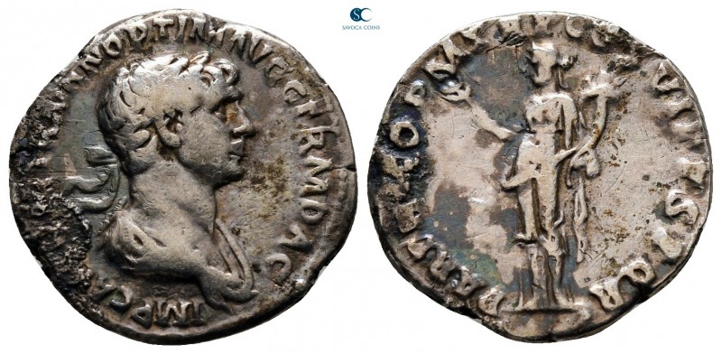 Trajan AD 98-117. Rome
Fourreé Denarius Æ

17 mm., 2,94 g.



very fine