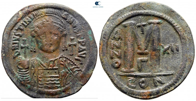 Justinian I AD 527-565. Constantinople
Follis or 40 Nummi Æ

41 mm., 22,23 g....