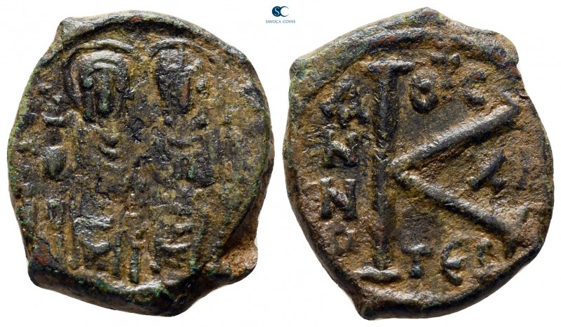 Justin II and Sophia AD 565-578. Thessalonica
Half Follis or 20 Nummi Æ

20 m...