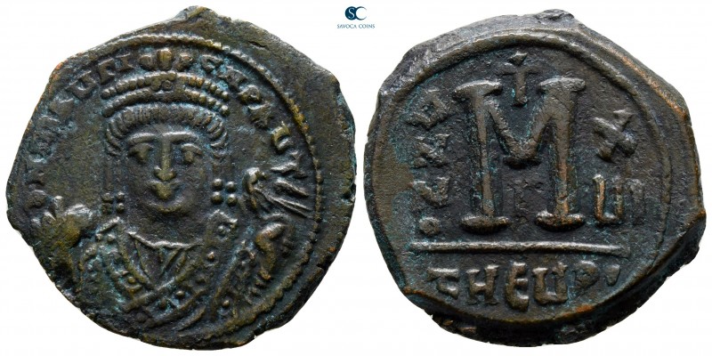 Maurice Tiberius AD 582-602. Theoupolis (Antioch)
Follis Æ

30 mm., 11,54 g....