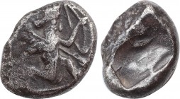 ACHAEMENID EMPIRE. Time of Darios I to Xerxes II (485-420 BC). Siglos. Sardes.
Obv: Persian king in kneeling-running stance right, holding spear and b...