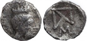 Cyprus. Salamis (?) circa 400-100 BC.
Tetartemorion.
Obv: Turreted female head right. Rev: Monogram within circle. Condition: Very fine.
Weight: 0.26 ...