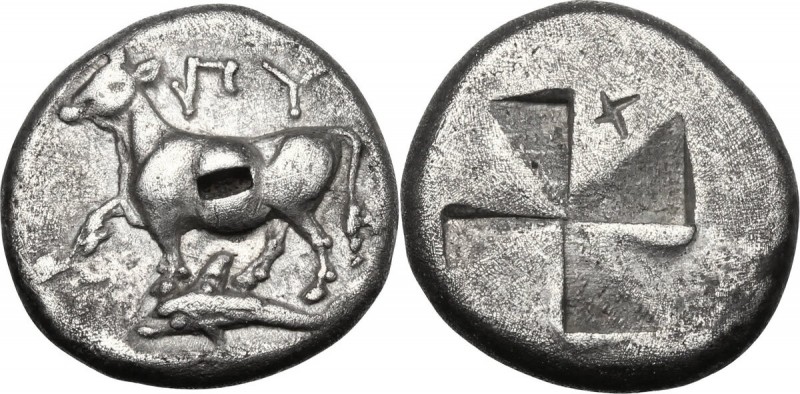 Continental Greece. Thrace, Byzantion. AR Siglos, circa 340-320 BC. Heifer stand...