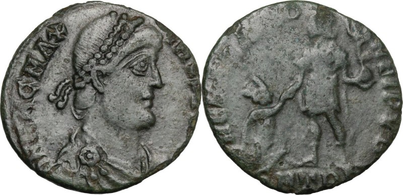 Magnus Maximus (383-388). AE Follis, 383-388, Trier mint. Bust right, diademed, ...