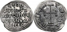 Leo IV the Khazar, with Constantine VI (775-780). AR Miliaresion. Constantinople mint. Cross potent set on three steps. / LЄOҺ/ S COhSτ/ AҺτIҺЄ Є/C ΘЄ...