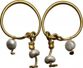 Gold earring with pearls. Roman period, 1st-2nd century AD. AV. 23.00 mm.