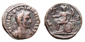 Filipo I
Dracma. AE. Alejandría. (244-249). R/Roma sentada a izq., entre L-B. 9.92g. MBC/MBC-.