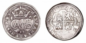 Carlos II
2 Reales. AR. Segovia M. 1682. 6.37g. Cal.442 (2019). Pátina irregular y vano de cuño. Escasa. (MBC-/BC+).