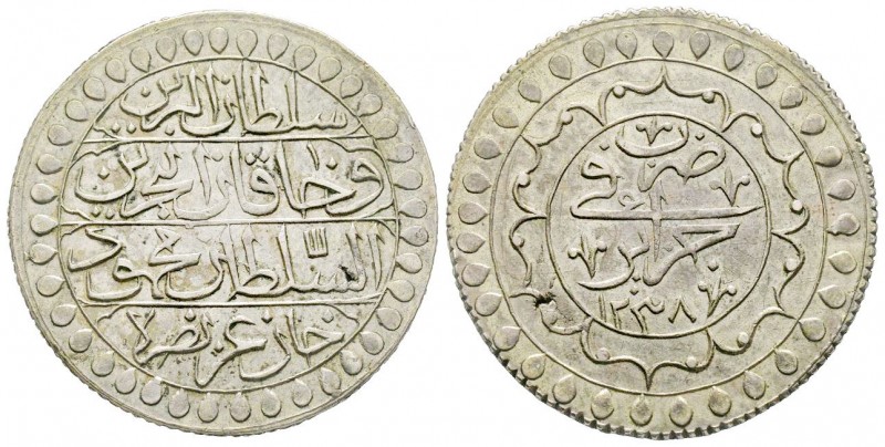 Algeria, Mahmud II
2 budju, AH 1238 (1823), AG 19.33 g.
Ref : KM#75
Conservation...