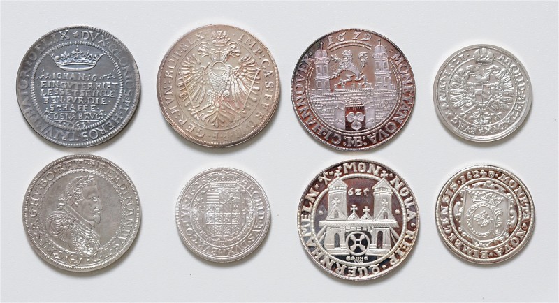 Diverse
Deutschland. Lot. 8 Stück diverse Medaillen von Talern
ges. 183,66g
stgl...