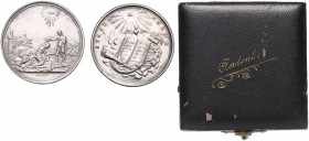 Franz Joseph I. 1848 - 1916
TAUFE UND FIRMUNG. Ag - Tauftaler, o. Jahr (ca. 1850). auf die Taufe im Jordan, von K. Lang, Dm 37 mm, im Original Etui
Wi...