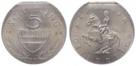 5 Schilling, 1969
2. Republik 1945 - heute. Zainende. Wien
4,80g
Her. 49
stgl