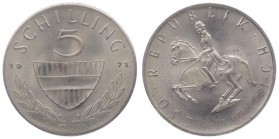 5 Schilling, 1971
2. Republik 1945 - heute. auf dünnem Schrötling. Wien
4,80g
Her. 51
stgl