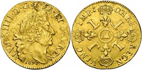 FRANCE, Royaume, Louis XIV (1643-1715), AV double louis d''or aux quatre L, 1697AA, Metz. Flan neuf. D/ T. âgée à d., coiffée d''une grande perruque l...