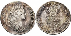 FRANCE, Royaume, Louis XV (1715-1774), AR écu de Navarre, 1719AA, Metz. D/ B. enfantin à d., l., dr. et cuir. R/ Ecu écartelé de France-Navarre, échan...