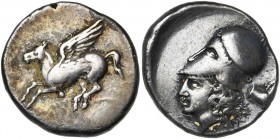 CORINTHE, AR statère, 400-350 av. J.-C. D/ Pégase en vol à g. Dessous, . R/ T. casquée d''Athéna à g. Derrière la t., protome de cheval à d. Pegasi 1...