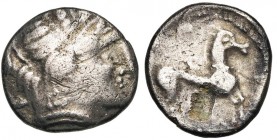 GAULE NARBONNAISE, AR drachme. Type du trésor de Bridiers. D/ T. diad. d''Aréthuse à d., avec collier et pendant d''oreille. R/ Cheval immobile à d., ...