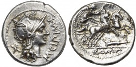 M. Cipius, AR denier, 115 ou 114 av. J.- C., Rome. D/ M·CIPI·M·F T. casquée de Roma à d. Derrière la t., . R/ ROMA Victoire ten. une palme, conduisan...