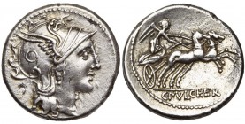 C. Claudius Pulcher, AR denier, 110 ou 109 av. J.-C., Rome. D/ T. casquée de Roma à d. Un cercle sur le casque. R/ Victoire conduisant un bige à d., t...