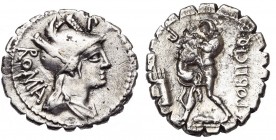 C. Poblicius, AR denier serratus, 80 av. J.-C., Rome. D/ B. dr. de Roma à d., coiffée d''un casque décoré de plumes. Derrière, ROMA. Au-dessus du casq...