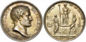 FRANCE, AR médaille, 1804 (an 13), Droz/Jeuffroy. Couronnement de Napoléon Ier. D/ T. l. de l''empereur à d. R/ LE SENAT- ET LE PEUPLE Un sénateur et ...