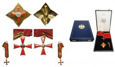 ALLEMAGNE, Ordre du Mérite de la République fédérale allemande, ensemble de grand-croix: plaque, bijou, écharpe et miniature. Dans son écrin.