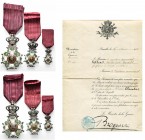 BELGIQUE, lot de 3 croix de chevalier de l’Ordre de Léopold (militaire, unilingue) : une de taille ordonnance (légers manques à des pointes), une demi...