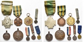 PAYS-BAS, lot de 5 décorations et 4 miniatures: Belangrijke Krijgsverrigtingen (avec barrette "Atjeh 1873-1880" sur un ruban insolé), Oorlog op Java 1...